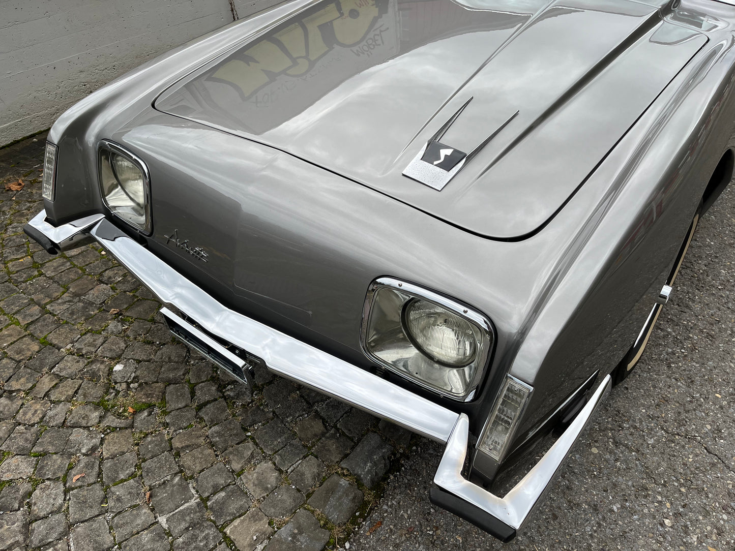 Vintage 1963 Studebacker-Avanti