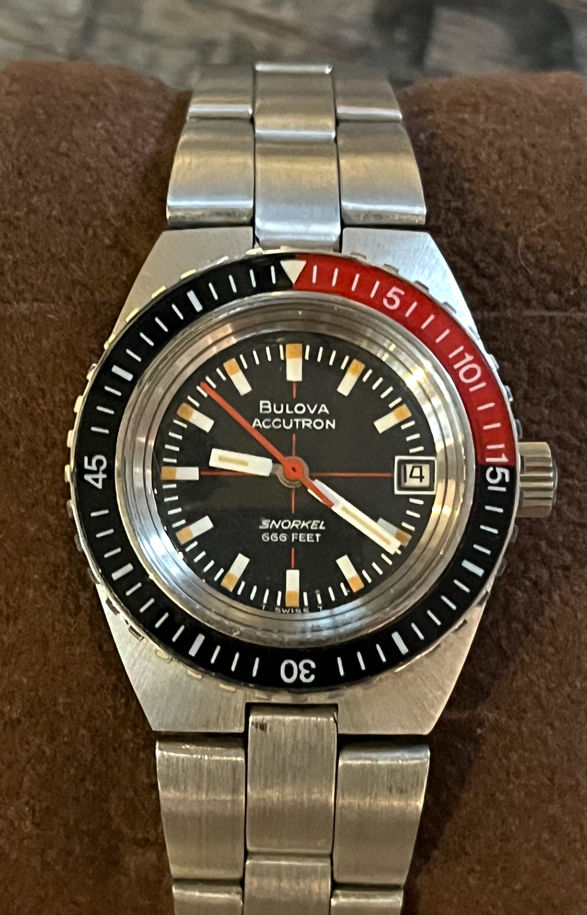 Bulova Accutron 70's vintage Ladie's Dive Watch