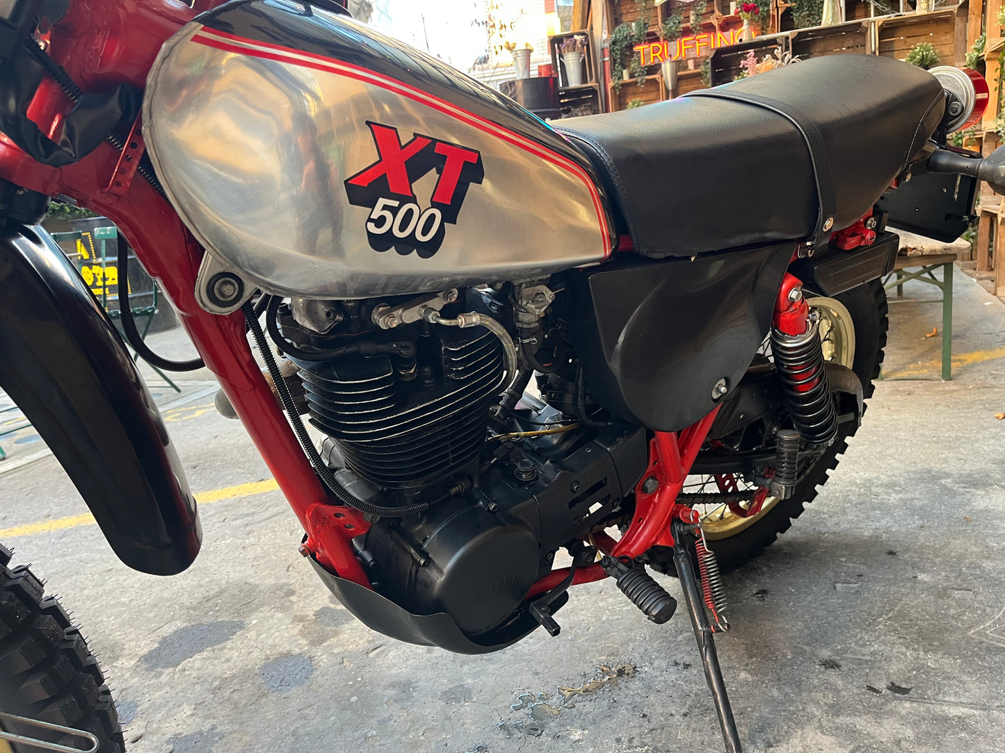 Vintage Yamaha-XT-500